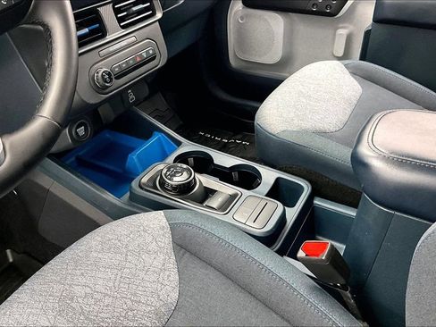 Certified 2025 Ford Maverick XLT w/ XLT Luxury Package FWD image 15