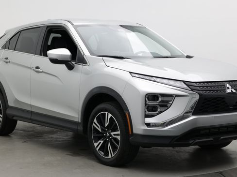 Used 2024 Mitsubishi Eclipse Cross SE AWD/4WD image 3