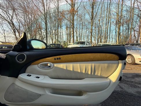 Used 2002 Lexus SC 430 Convertible image 22