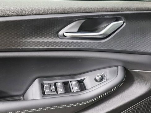 New 2025 Jeep Grand Cherokee Laredo image 22