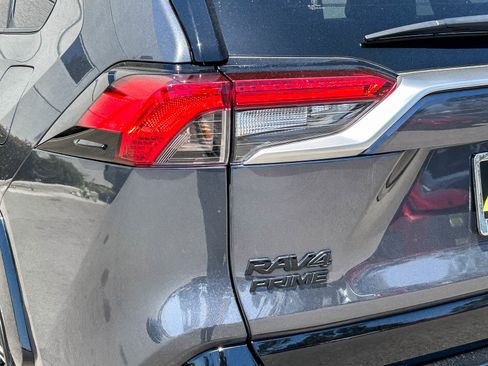 Used 2023 Toyota RAV4 XSE w/ Weather Package AWD/4WD image 9