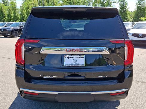 Used 2023 GMC Yukon SLT AWD/4WD image 5