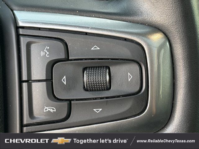 Used 2023 Chevrolet Suburban Z71 w/ Luxury Package AWD/4WD image 16