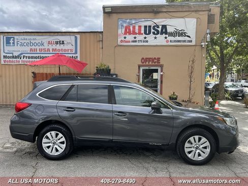 Used 2019 Subaru Outback 2.5i Premium AWD/4WD image 1