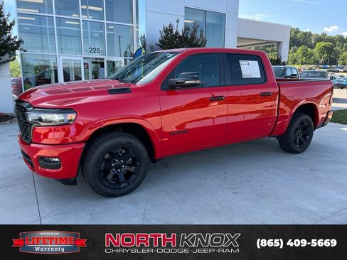 Used 2025 RAM 1500 Big Horn AWD/4WD image 1