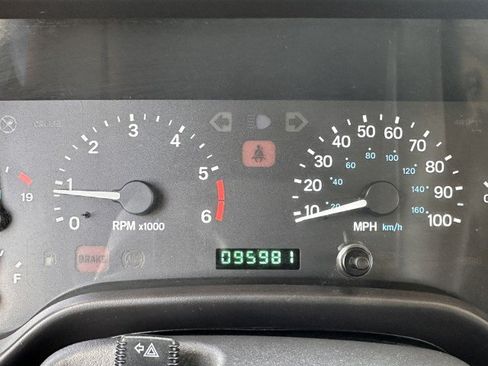 Used 1999 Jeep Wrangler Sahara AWD/4WD image 15