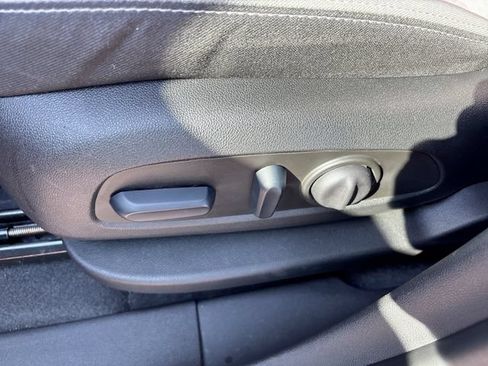 Used 2024 Chevrolet Equinox LT w/ LPO, Floor Liner Package FWD image 12