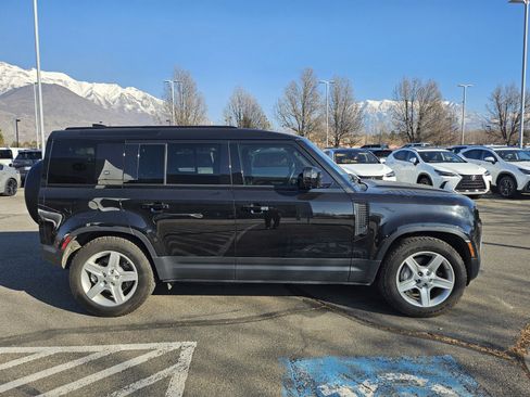 Used 2020 Land Rover Defender 110 SE image 4