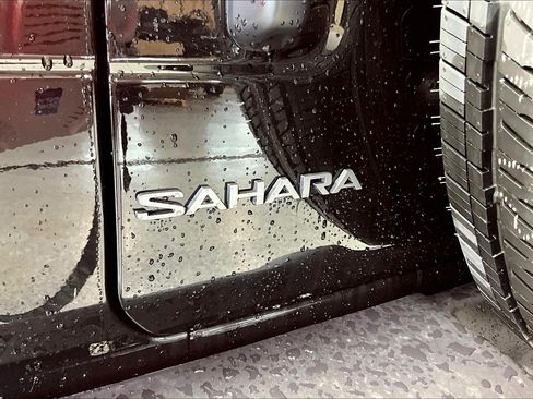 New 2026 Jeep Wrangler Unlimited Sahara AWD/4WD image 13