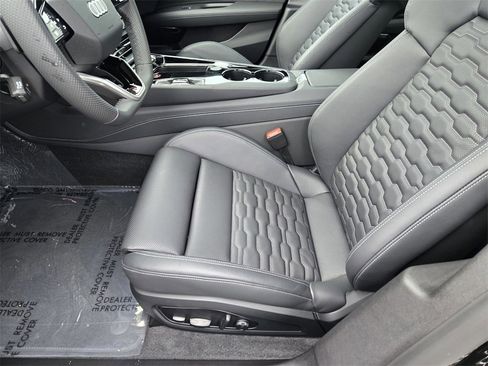 New 2026 Audi S e-tron GT Premium Plus image 26