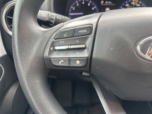Used 2022 Hyundai Kona SE image 20
