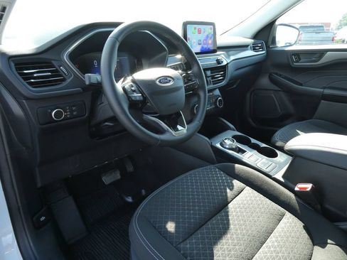 Used 2025 Ford Escape Active w/ Cold Weather Package AWD/4WD image 23