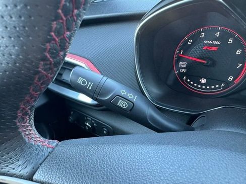 Used 2022 Chevrolet TrailBlazer RS AWD/4WD image 29