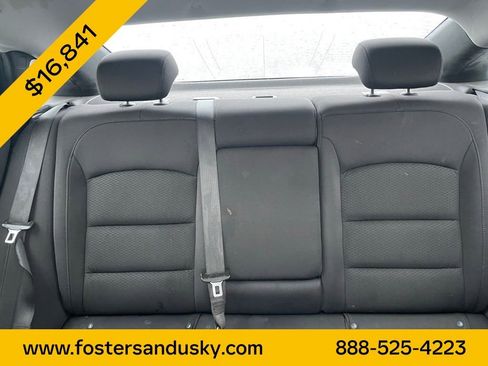 Used 2022 Chevrolet Malibu LT FWD image 13