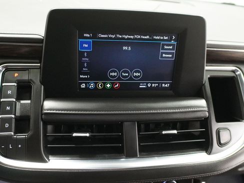 Used 2023 Chevrolet Tahoe LS RWD image 13