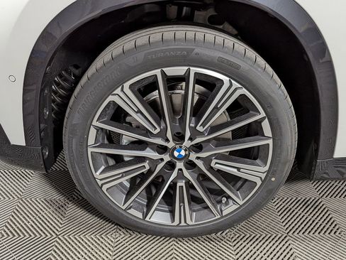New 2026 BMW X1 xDrive28i w/ Technology Package AWD/4WD image 32