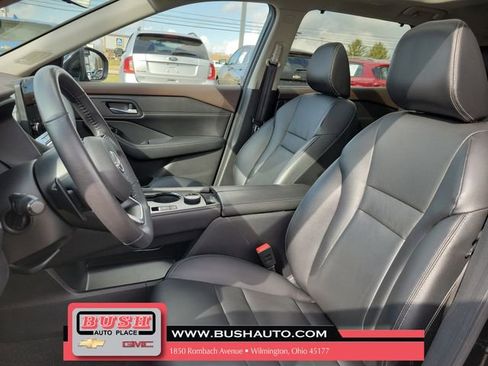 Used 2022 Nissan Rogue SL w/ SL Premium Package image 15