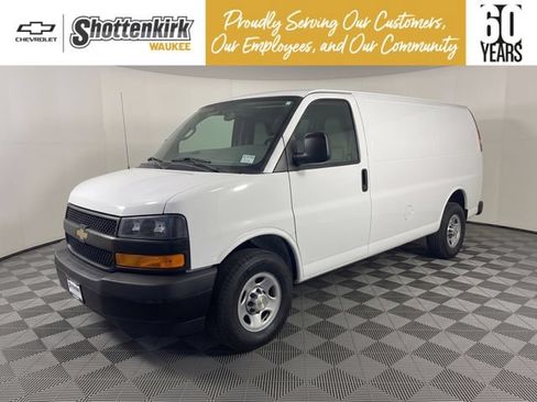 New 2026 Chevrolet Express 2500 RWD image 1