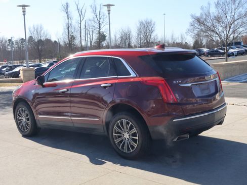 Used 2017 Cadillac XT5 Luxury w/ Driver Awareness Package image 7