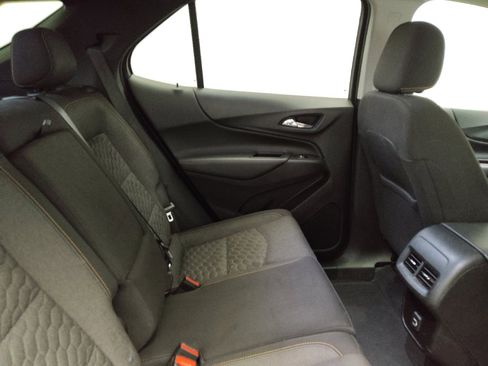 Used 2021 Chevrolet Equinox LT image 19