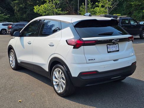 New 2027 Chevrolet Bolt LT w/ Comfort Package FWD image 3
