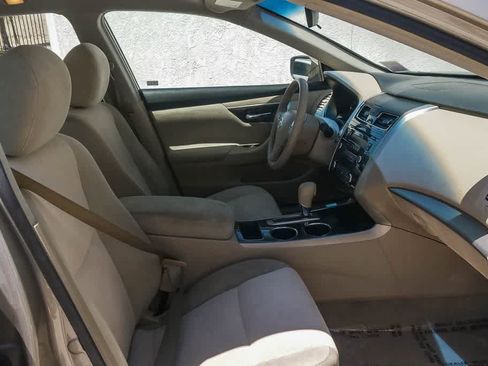 Used 2013 Nissan Altima 2.5 S FWD image 15