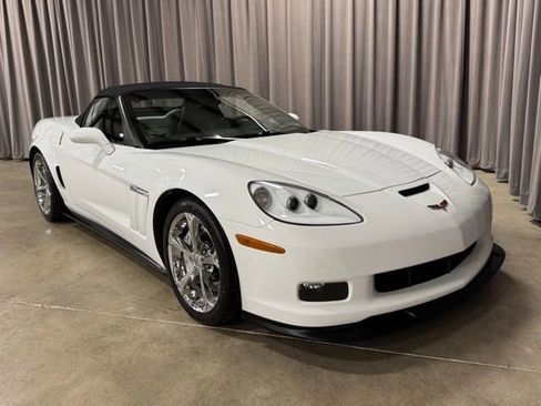 Used 2011 Chevrolet Corvette Grand Sport w/ Preferred Equipment Group image 1