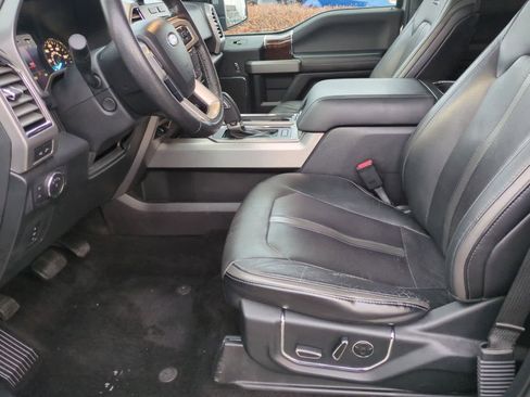 Used 2016 Ford F150 Platinum w/ Equipment Group 701A Luxury image 16