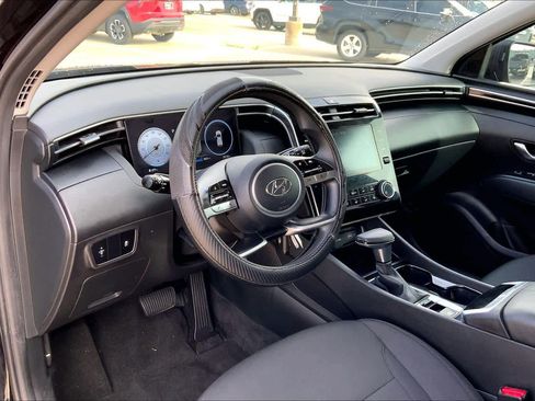 Used 2024 Hyundai Tucson SE FWD image 17