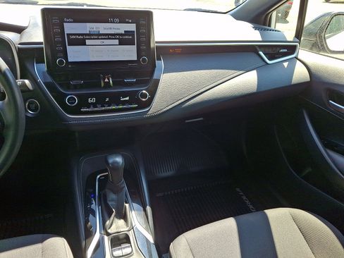 Used 2021 Toyota Corolla SE FWD image 16