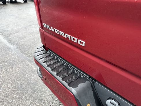 Certified 2020 Chevrolet Silverado 1500 RST image 39