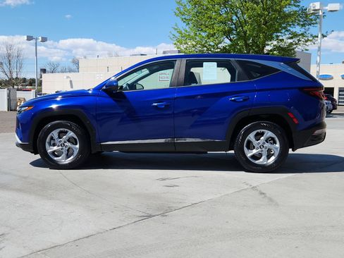 Used 2023 Hyundai Tucson SE FWD image 2