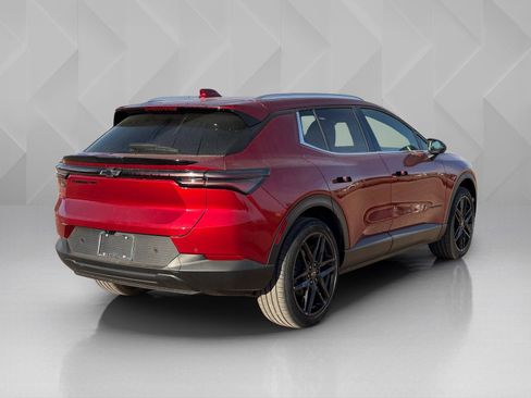 New 2026 Chevrolet Equinox EV LT image 5