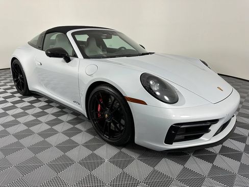 Certified 2024 Porsche 911 Targa 4S AWD/4WD image 15