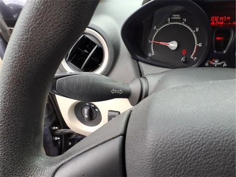 Used 2013 Ford Fiesta S w/ Convenience Pkg image 14