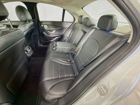 Used 2016 Mercedes-Benz C 300 Sedan image 22