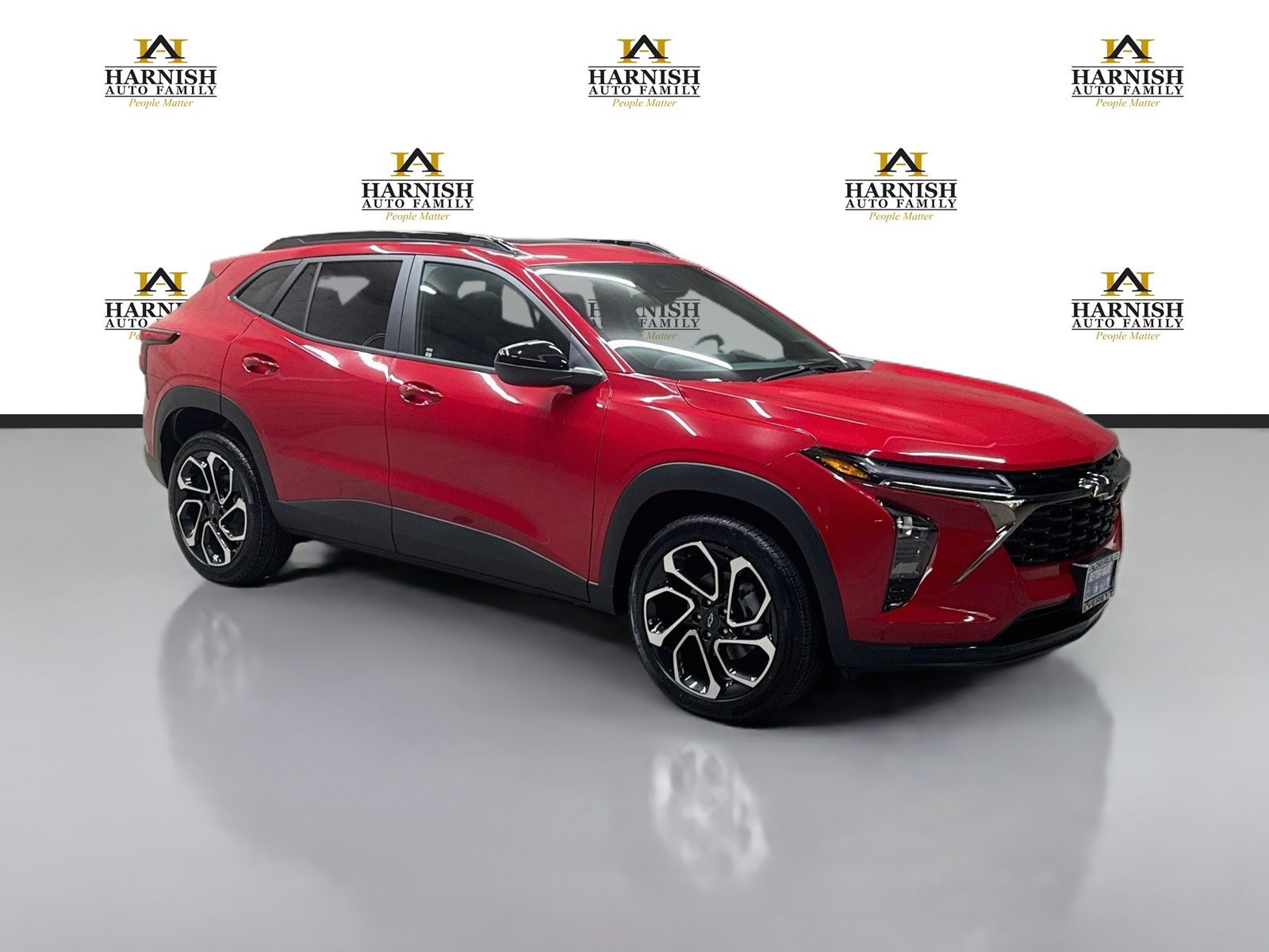 New 2026 Chevrolet Trax RS w/ Sunroof Package FWD image 3