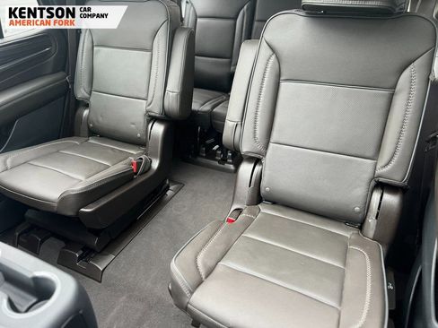 Used 2024 GMC Yukon Denali image 40