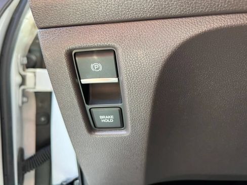 Used 2020 Honda Odyssey Touring image 25