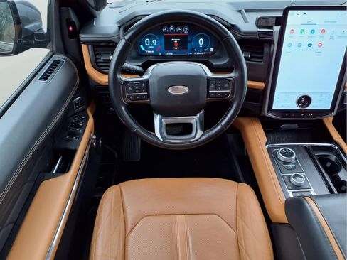 Used 2023 Ford Expedition Max Platinum image 12