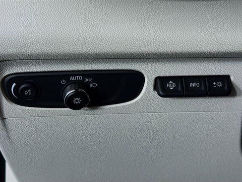 Certified 2023 Buick Envision Avenir image 10