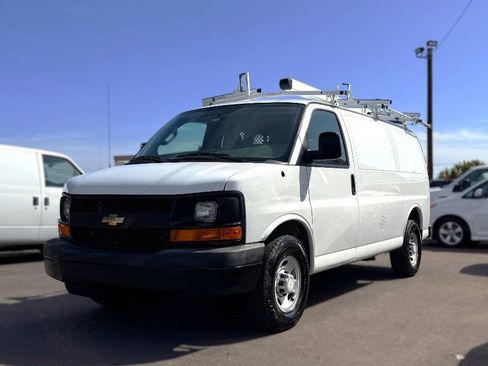 Used 2016 Chevrolet Express 2500 RWD image 41