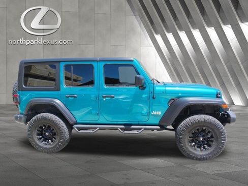 Used 2019 Jeep Wrangler Unlimited Sport S AWD/4WD image 4