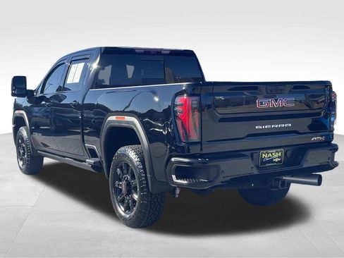 Used 2024 GMC Sierra 2500 AT4 w/ AT4 Premium Plus Package image 5