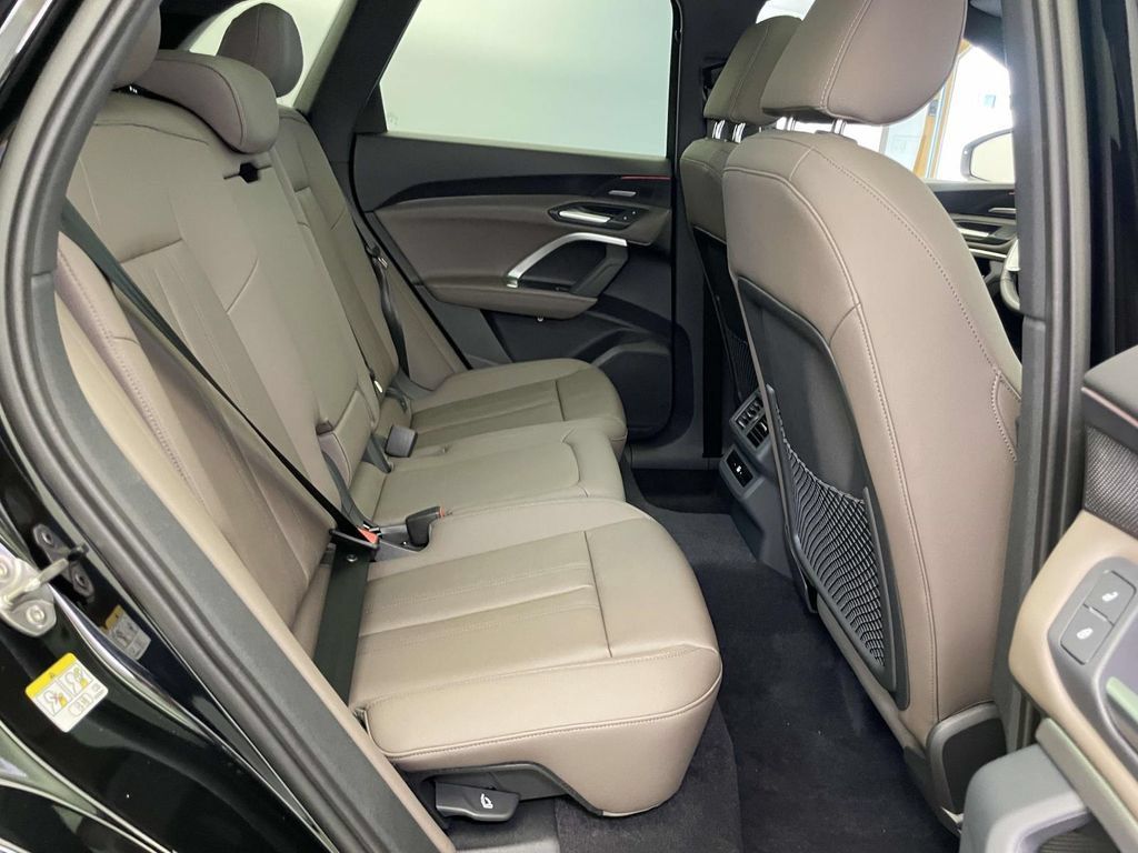 New 2026 Audi Q5 Premium Plus AWD/4WD image 22