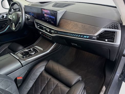 Used 2023 BMW X7 xDrive40i w/ Premium Package AWD/4WD image 30