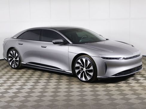 Used 2024 Lucid Air Touring AWD/4WD image 2