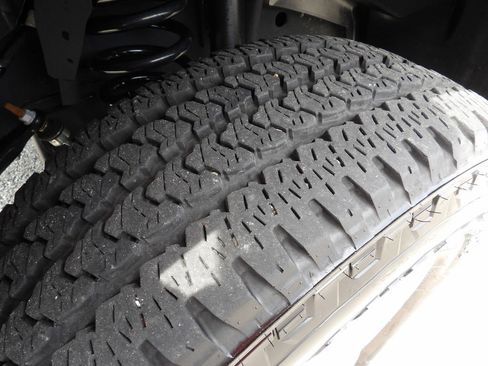 Used 2024 RAM 2500 Laramie w/ Safety Group AWD/4WD image 55
