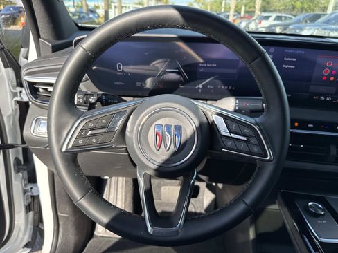 Used 2025 Buick Enclave Preferred image 29