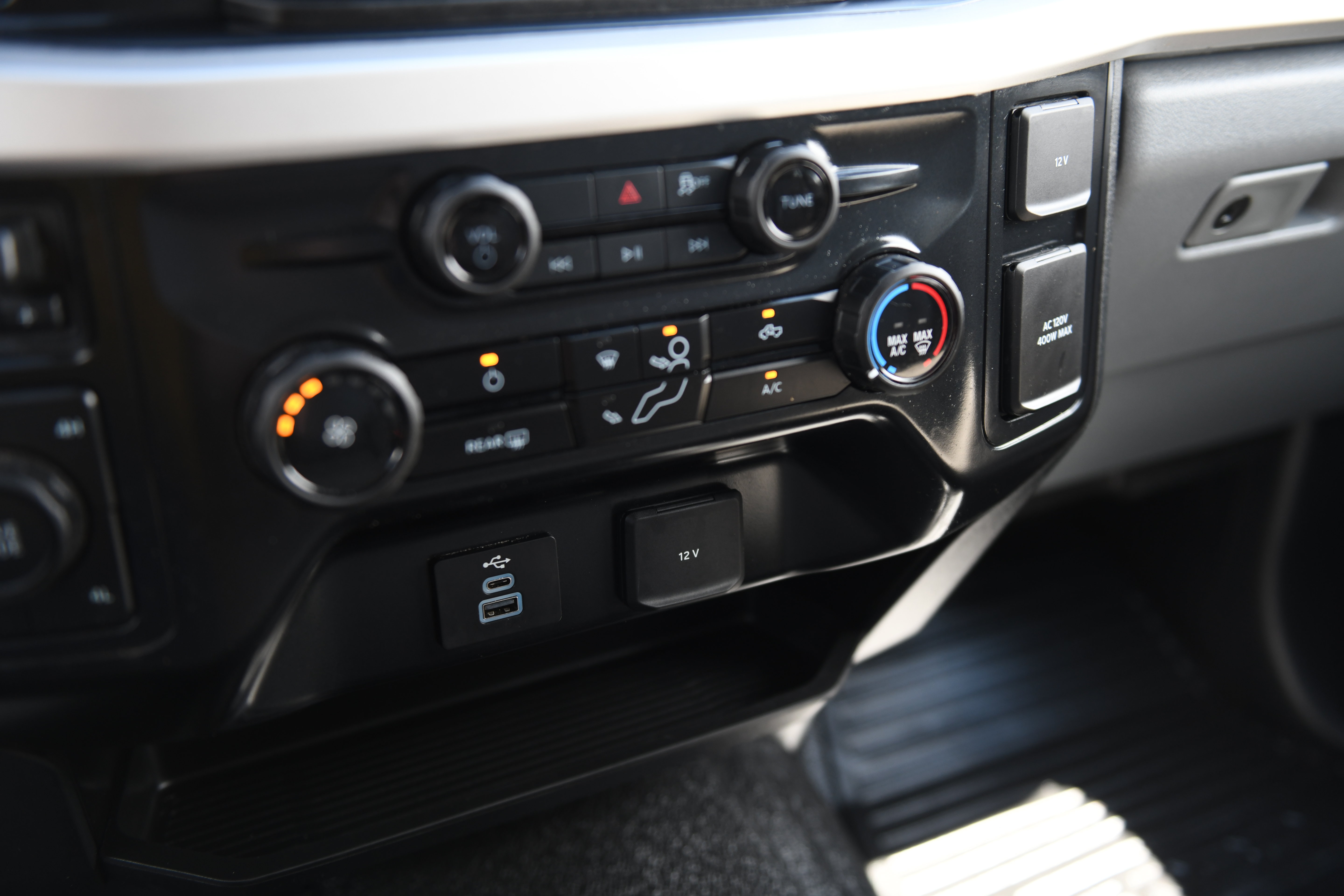 Used 2026 Ford F550 4x4 Crew Cab image 30